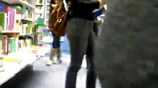 stepdaughter იძულებულია fuck ერთად stepdad.