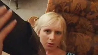 მონა ემსახურება lover sex.