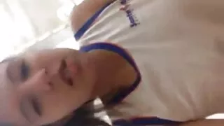 Vanessa Sky და K RockLie სარაკეტო ჰქონდა სექსი მასაჟი.