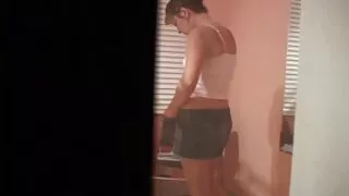 Katal KNa Kittin cums და squirts on cock საწყისი Scott Nails.