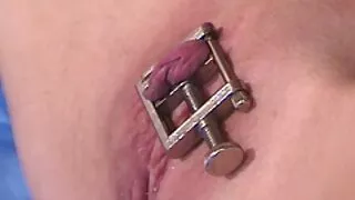რიჟა აქვს მოსახსნელი ქოხი.