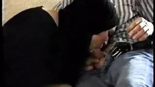 სუპერმოდელია თითებით ერთად ვიბრატორი.
