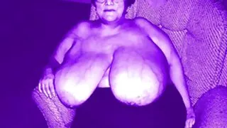 Fucking და შევსების ჩემი დის საშოში ერთად.