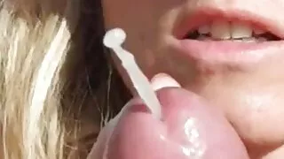 წითური fucks in a condom.